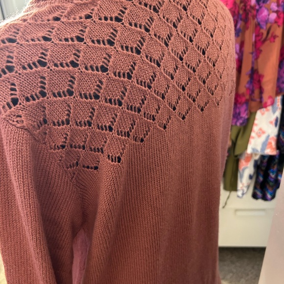 Evy’s Tree- large cardigan - Picture 4 of 7